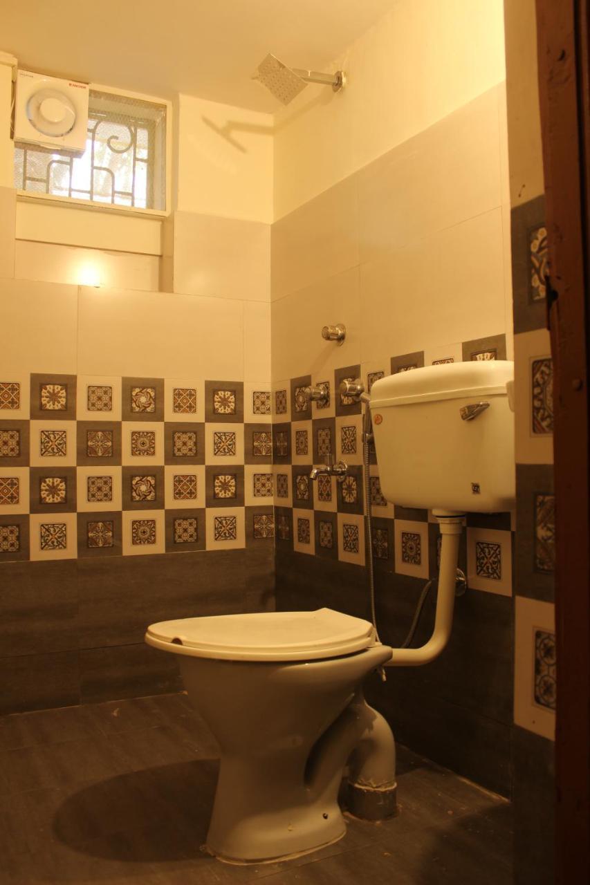 Aerostel - Backpacker'S Hostel In Goa 칼랑굿 외부 사진