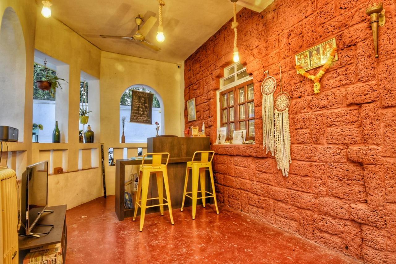 Aerostel - Backpacker'S Hostel In Goa 칼랑굿 외부 사진