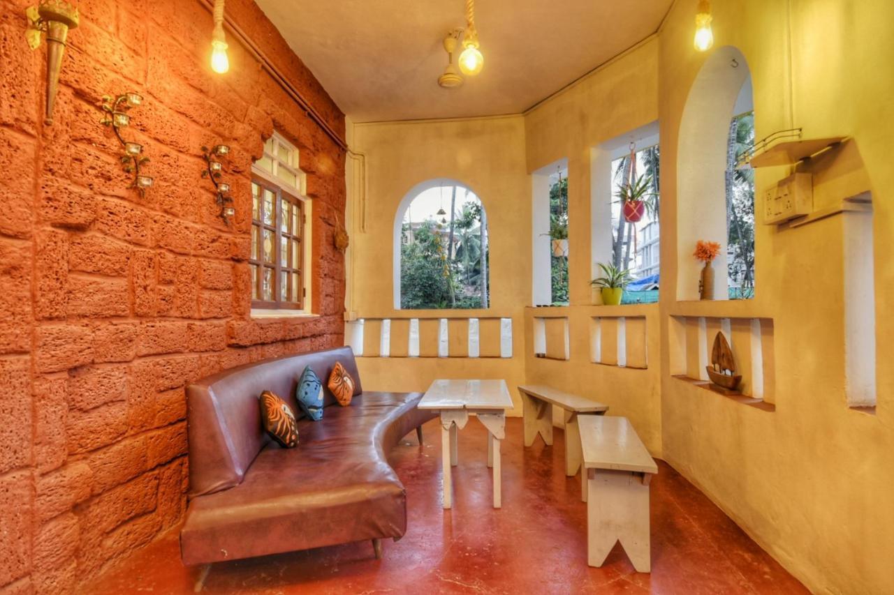 Aerostel - Backpacker'S Hostel In Goa 칼랑굿 외부 사진