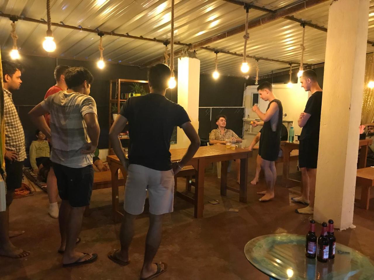 Aerostel - Backpacker'S Hostel In Goa 칼랑굿 외부 사진